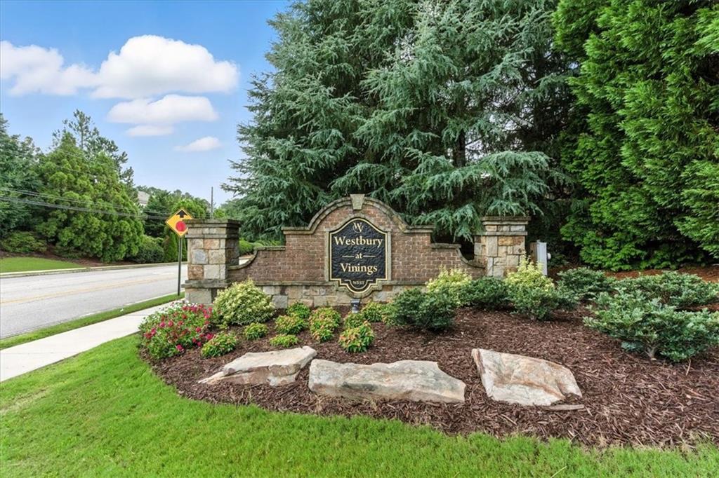 Westbury At Vinings - Residential