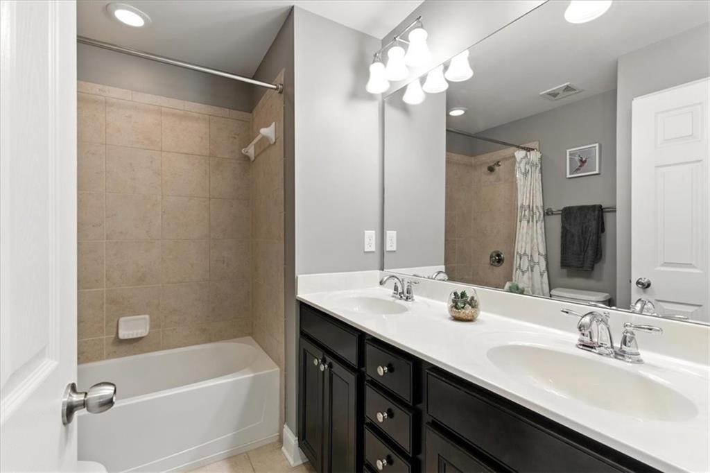 Westbury At Vinings - Residential