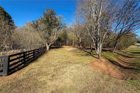 4027 N Arnold Mill Road Woodstock GA 30188