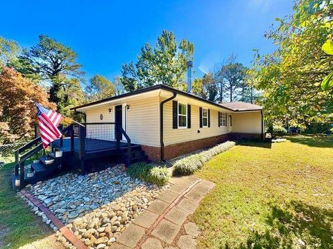 5255 LAWSON ROBINSON Road Gainesville GA 30506