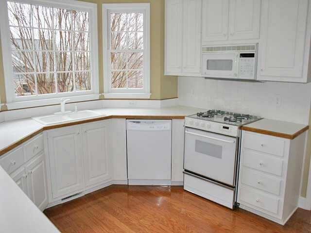 3592 Galdway Drive, Snellville, Georgia image 10
