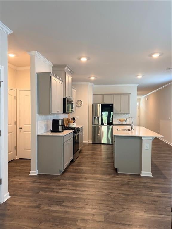 5112 Tulip Square
