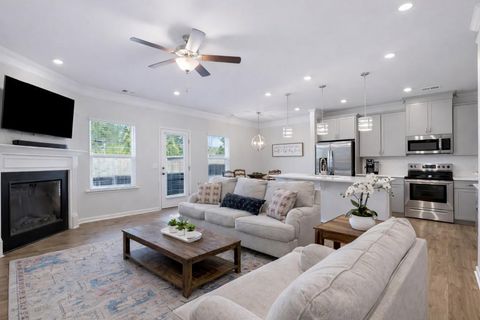 340 Crider Court Woodstock GA 30188