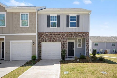 Townhouse For Sale - 625 Jervis Way<br/> Spalding County, Locust Grove, GA 30248
