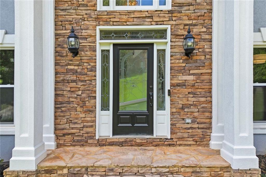 1039 Avery Creek Drive