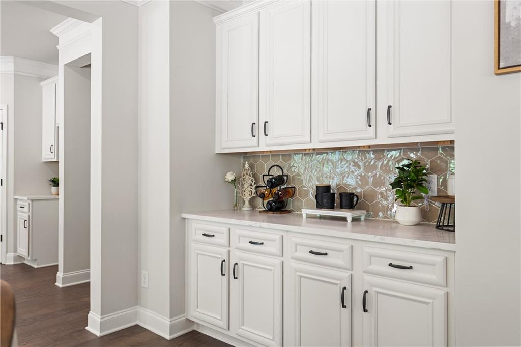 5575 Overview Drive, Flowery Branch, Georgia image 13