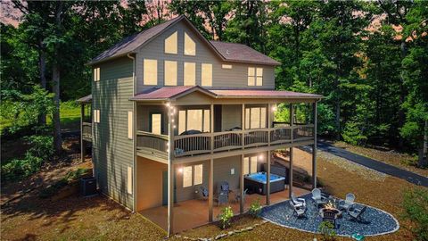 196 Grayson Point Blue Ridge GA 30513