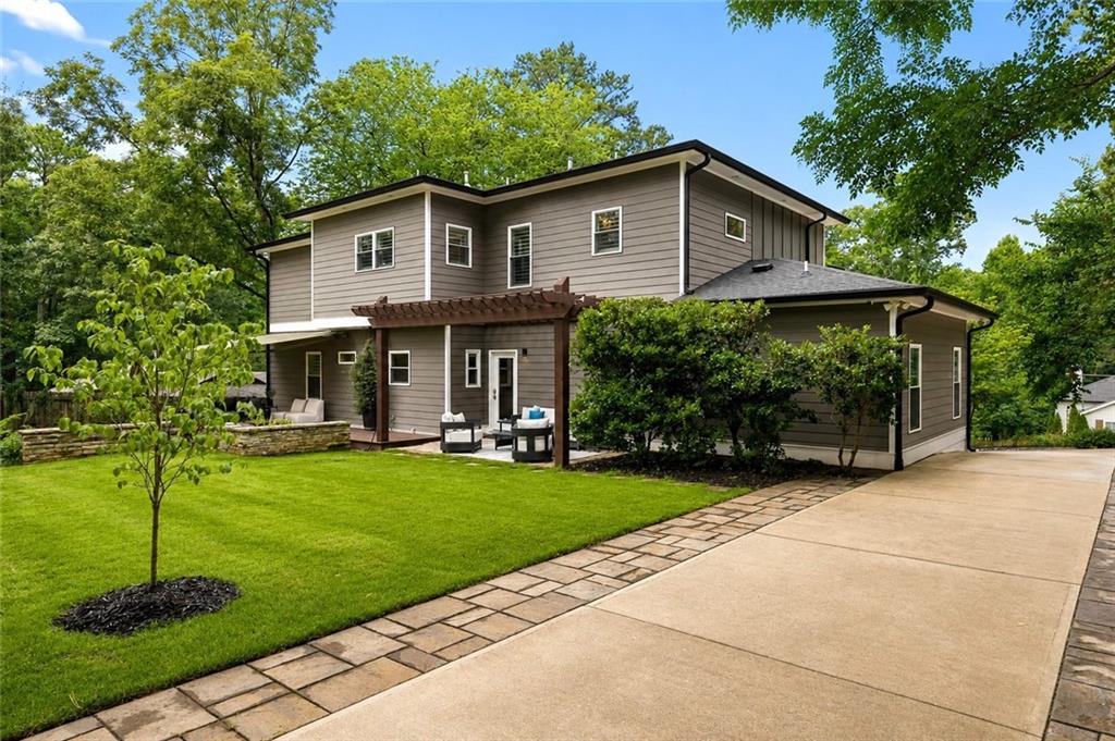 1392 Rupert Road