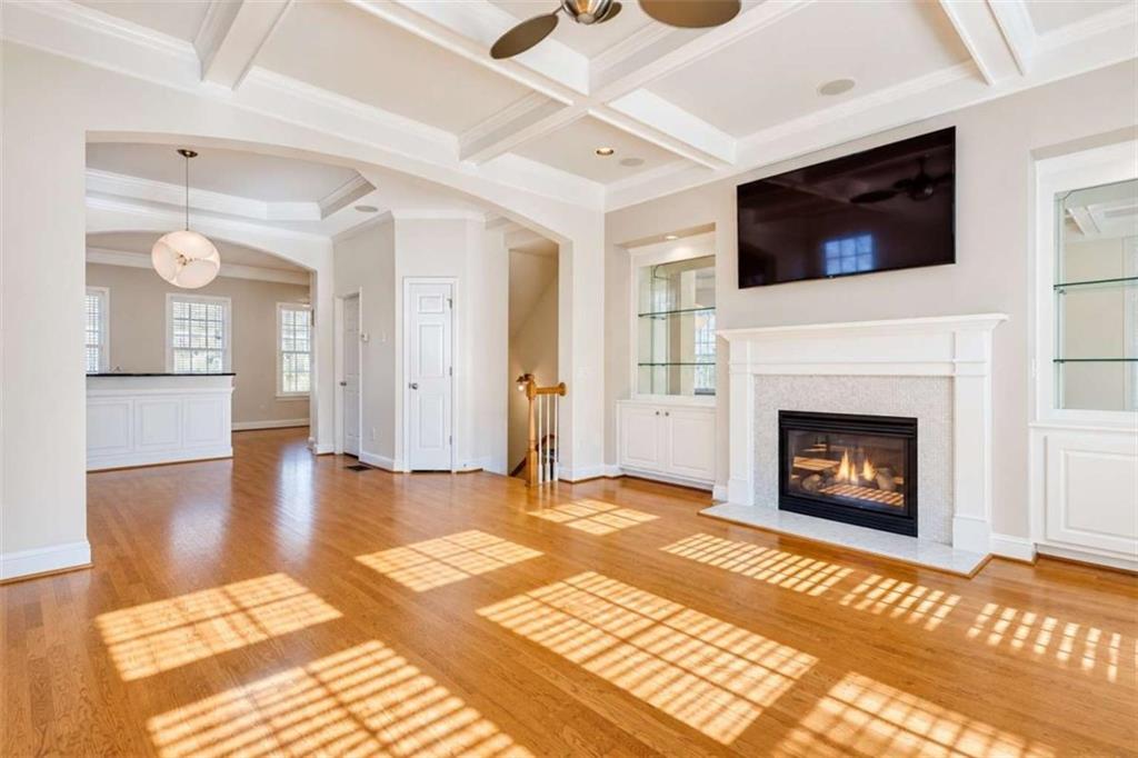 5250 Kershaw Court