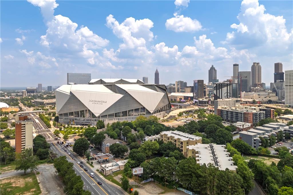 425 CHAPEL Street SW 1211