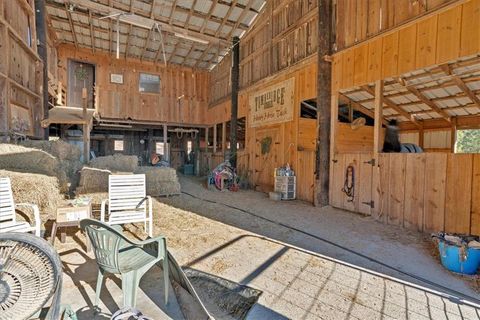 listing image 63