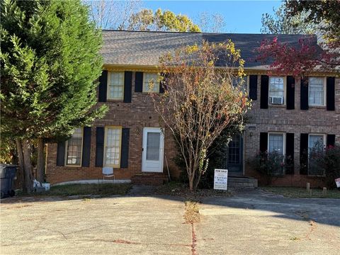 A home in Lilburn