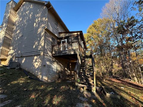 A home in Lilburn