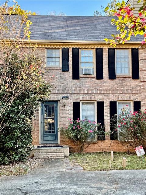 A home in Lilburn