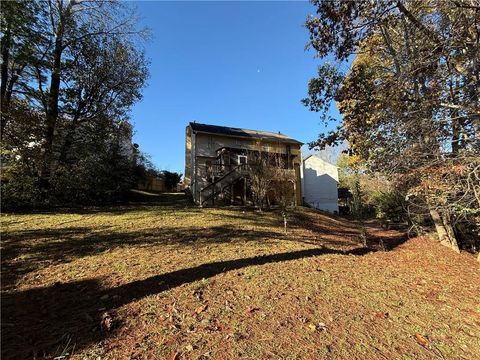 A home in Lilburn