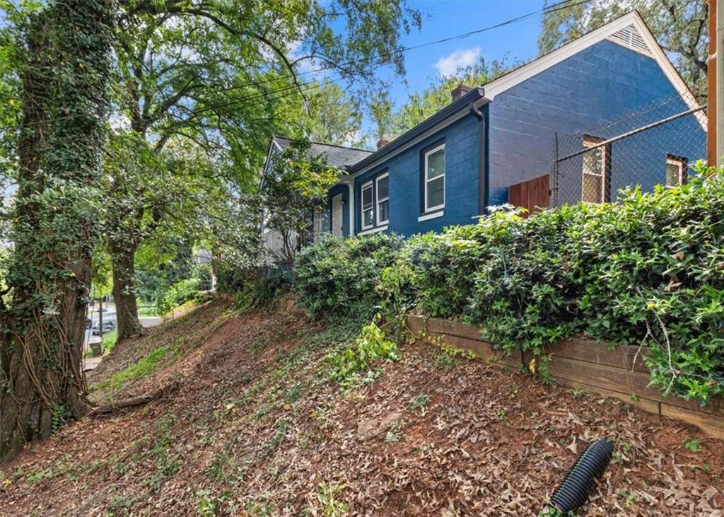 253 Lawton Street SW
