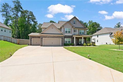 A home in Fairburn