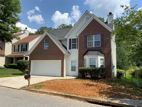 Homes For Rent - 6506 Chestnut Lake Crossing<br/> Lithonia, GA 30038