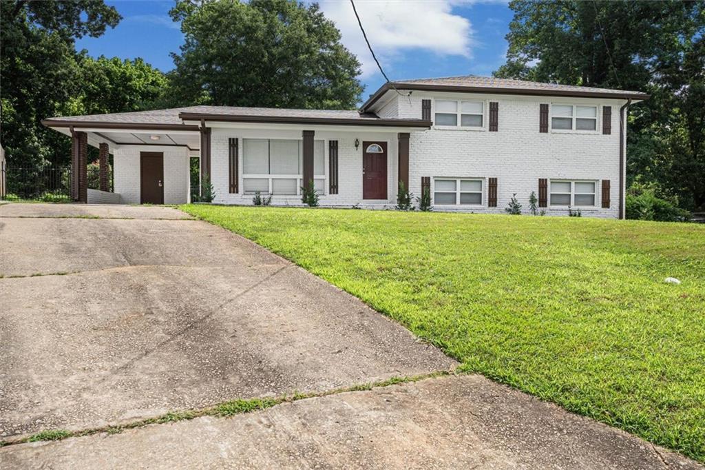 2044 Yucca Drive