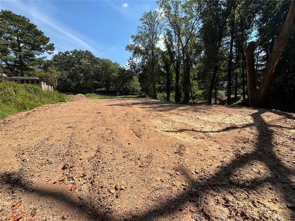 Photo of 390 Woodlawn Avenue NW, Atlanta, GA 30318 (MLS # 7706008)