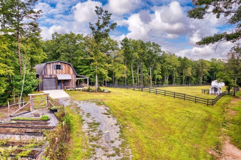 174 Bear Hollow Drive