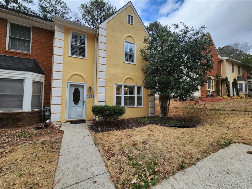 ACT FAST $500 off 2nd month rent for qualified applicants. Charming End-Unit Townhouse nestled in the heart of East Cobb. This beautifully updated two-story brick end-unit townhome offers both comfort and convenience. The roommate-friendly floor plan features two spacious bedrooms and two and a half bathrooms. Step inside to a large great room with a cozy brick fireplace—the ideal spot to unwind. New granite countertops in the kitchen and bathrooms, adding a modern touch. Enjoy stylish, updated flooring on the main level and ample natural light throughout. The private fenced backyard provides a serene retreat, great for relaxing or entertaining. With assigned parking and a level driveway, access is a breeze. Additional highlights include: Kitchen – Dishwasher, Electric Range, Refrigerator, and tons of cabinets, Central Air & Ceiling Fans for Year-Round Comfort, Spacious Walk-In Closets with spacious bedrooms. Prime Location – Just Minutes from I-75, Shopping, and Dining. Enjoy the benefits of a well-maintained community with streetlights and easy access to top-rated East Cobb amenities. Don't miss this opportunity to own a move-in-ready townhome in a sought-after location! Tenant is responsible for all utilities and lawn care. Minimum lease term: 12 months. All occupants 18 years or older must complete an application ($75 fee per adult, paid online via credit card). Multiple applications may be reviewed at once. Housing vouchers are not accepted for this property.