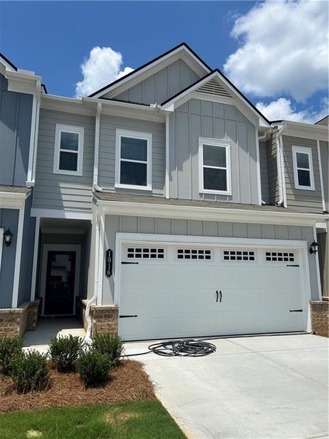 Townhouse For Rent - 1016 Stiles Circle<br/> Bartow County, Cartersville, GA 30120