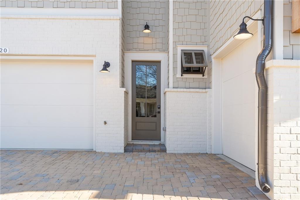 320 Gray Shingle Lane, Woodstock, Georgia image 3