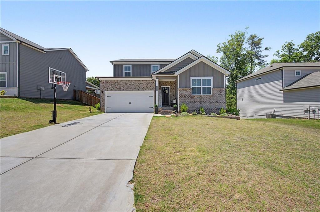 215 Summit Pointe Drive