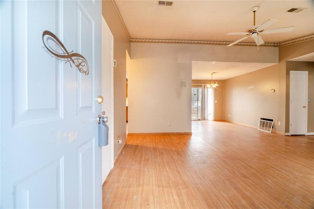 2410 DEEP SHOALS Circle