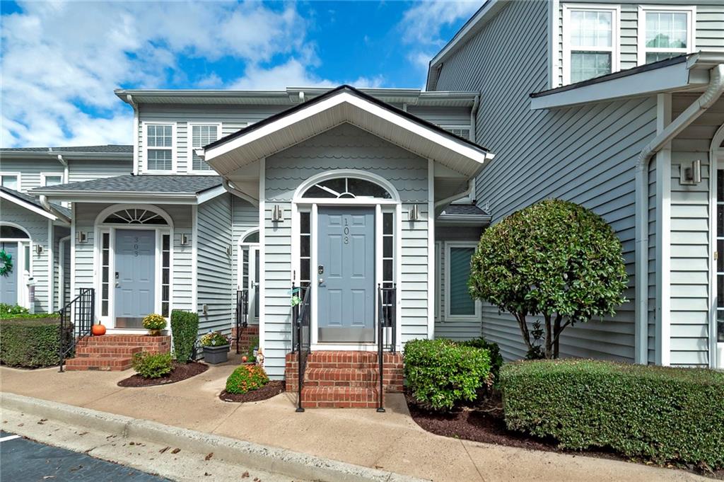 2300 Habersham Marina Road 103