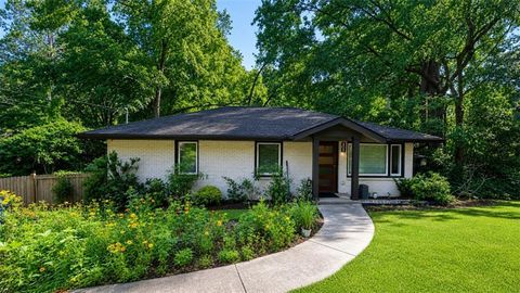 Photo of 2041 E Lilac Lane, Decatur, GA 30032 (MLS # 7803175)