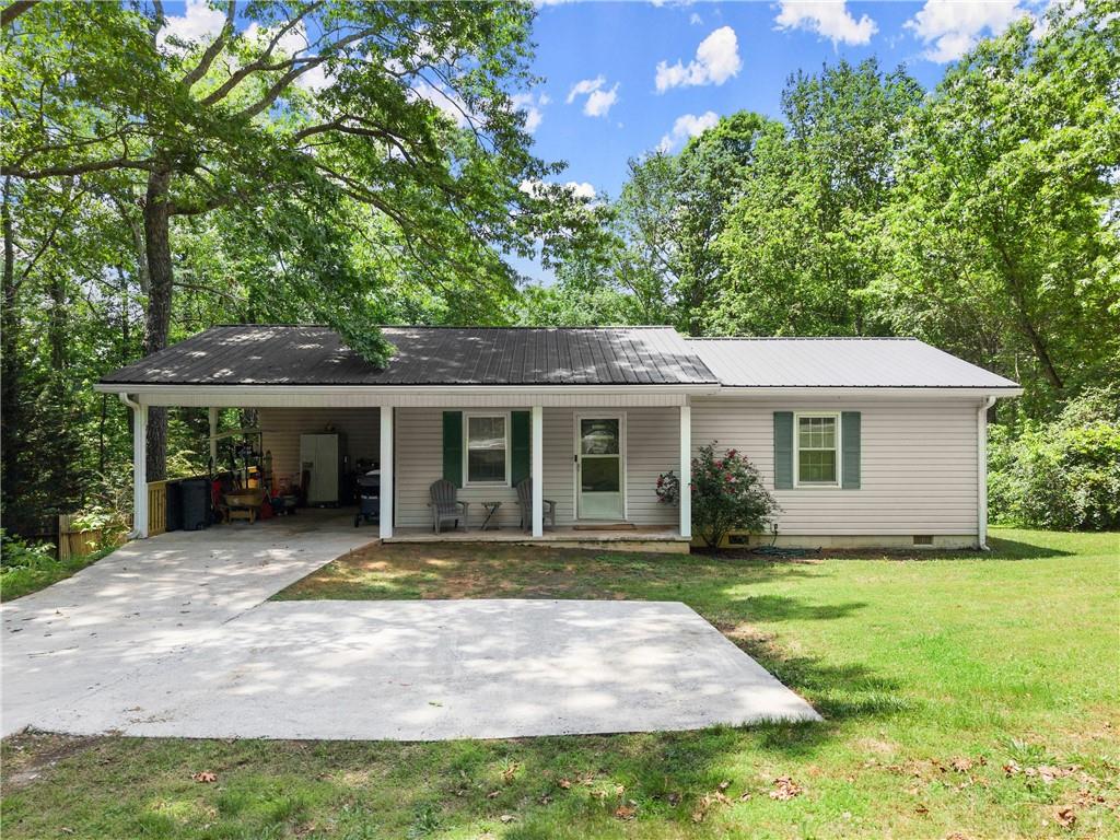 153 Garrison Drive, Cleveland, Georgia image 1
