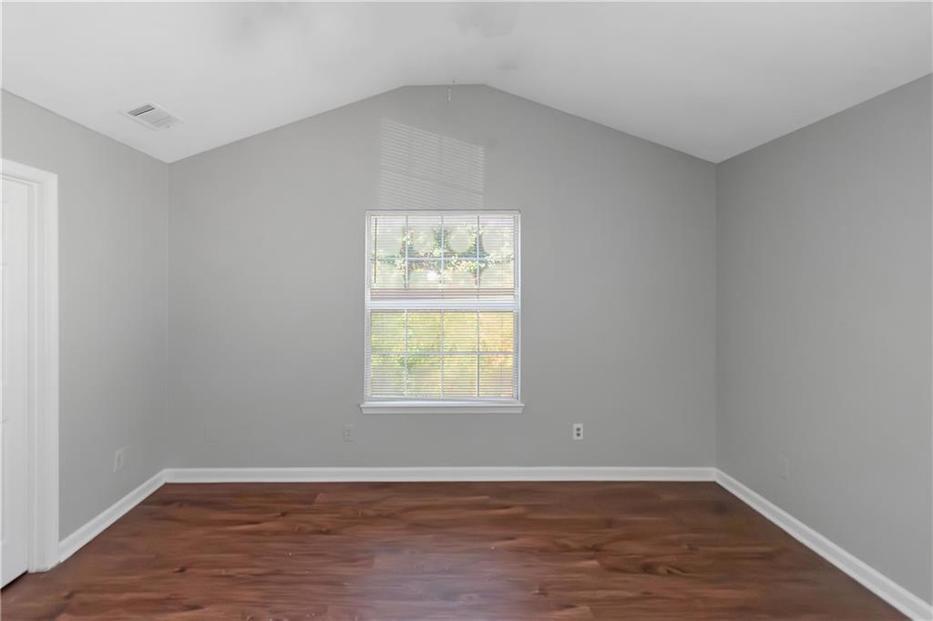 Village Regency Park - Residential