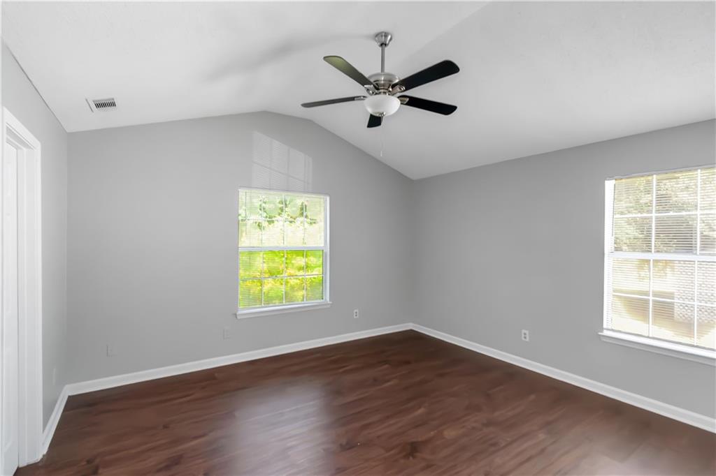 Village Regency Park - Residential