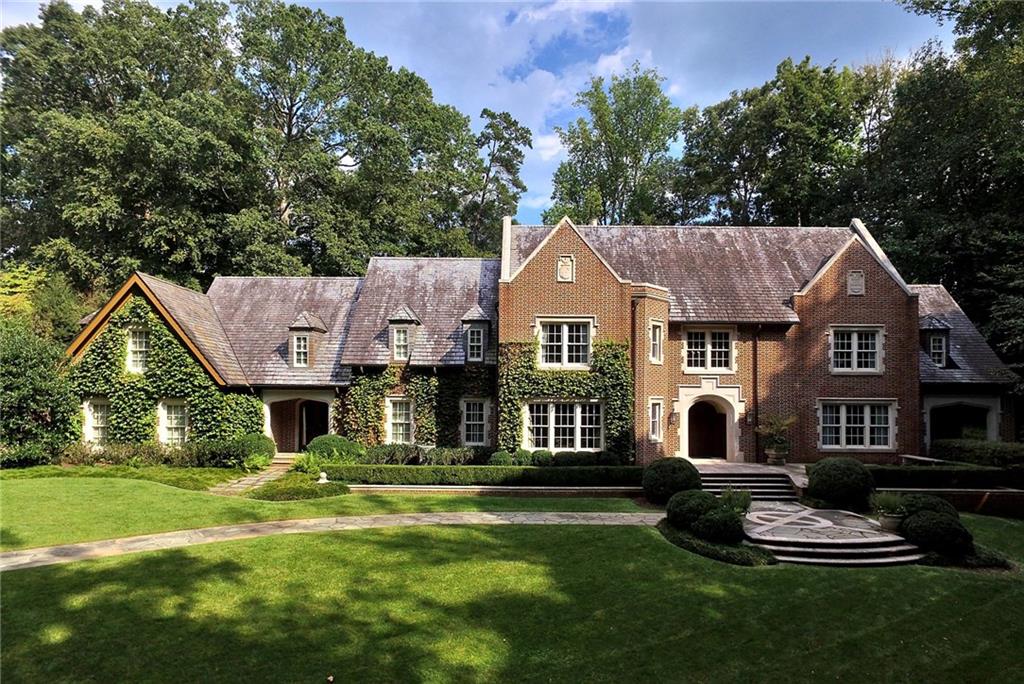 Stately English Manor Residence Designed by William T. Baker & Exquisitely Appointed by Suzanne Kasler. Superb Location on THE Most Coveted & Private DH Street and Nestled on Exceptional, Manicured Lot with Private Path to DH Golf Club. The Finishes, Moldings and Craftsmanship are Truly Unparalleled. Grand Formal Areas, Dramatic 2-Story Entry and Reception Hall, Leisurely Cigar Porch, Estate Chef’s Kitchen, Patios and Gardens… too much to list. Apart from Utmost in Luxury, the Home is Built like a Fortress with Advanced CCTV security, Whole House V8 Generator & more.