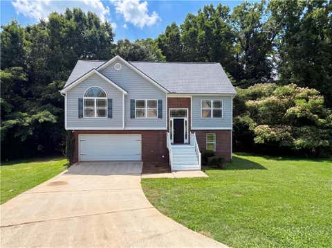 Homes For Sale - 104 Peppertree<br/> Griffin, GA 30224