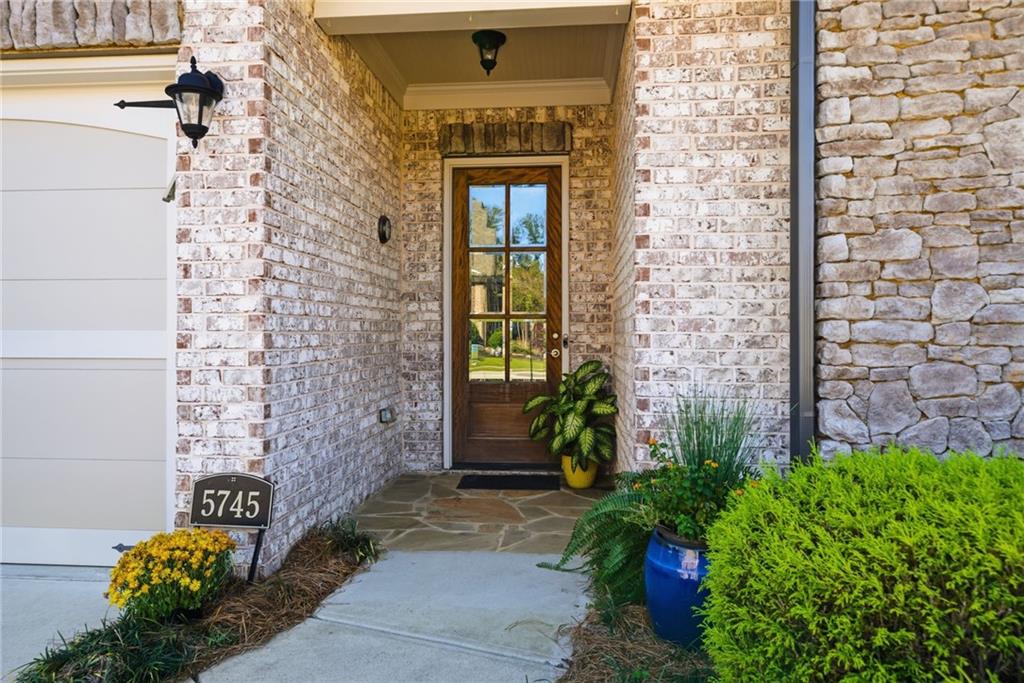 5745 Overlook Station Drive