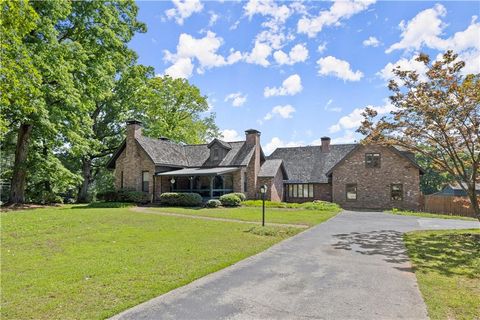 A home in Lilburn