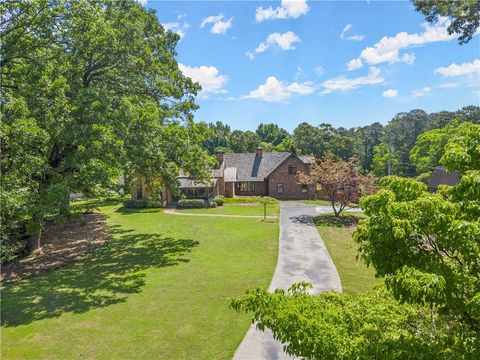 A home in Lilburn