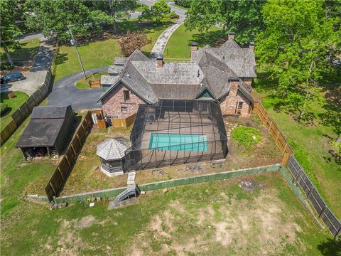 A home in Lilburn