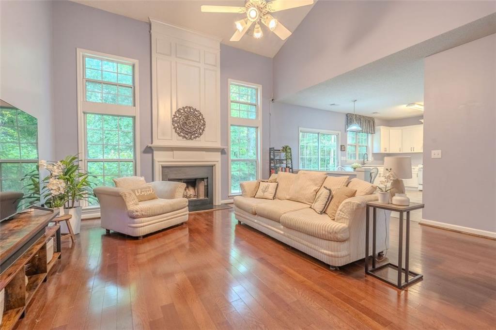 2022 Maple Ridge Drive, Acworth, Georgia image 12