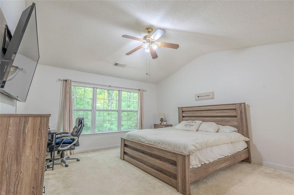 2022 Maple Ridge Drive, Acworth, Georgia image 14