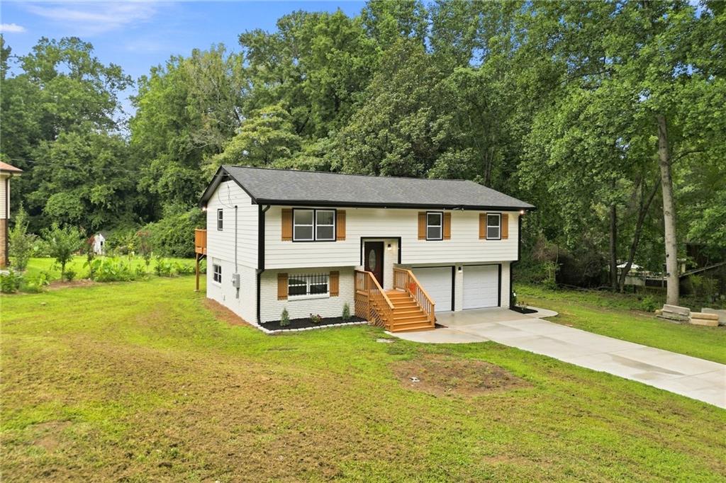 5827 Christopher Lane