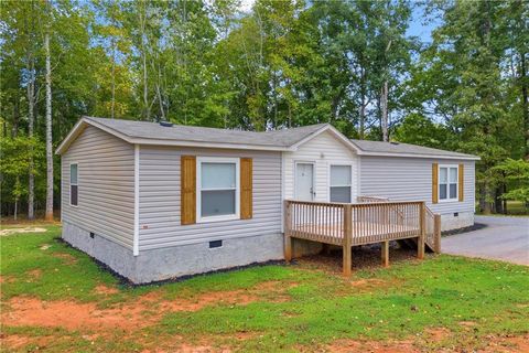 A home in Dahlonega