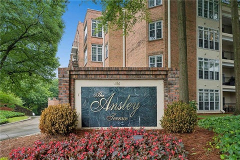Condo For Sale - 175 15th Street #105<br/> Atlanta, GA 30309