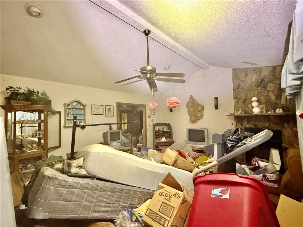 914 N Confederate Drive