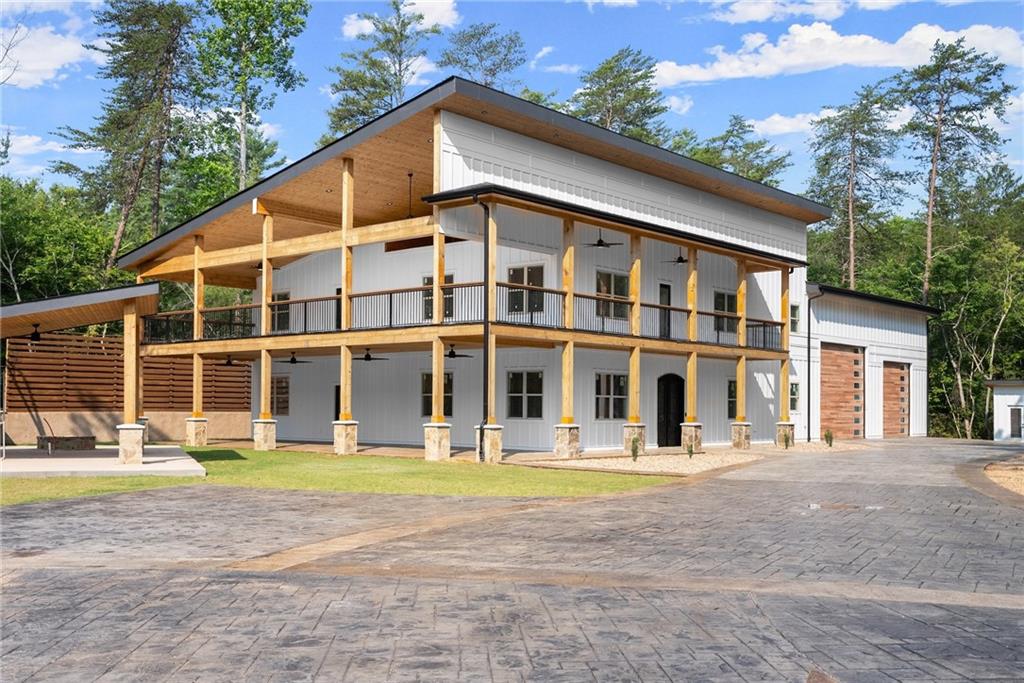 300 Mountain Ridge Drive