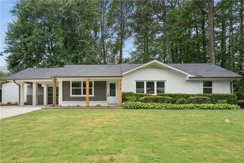 Photo of 1818 Briarlake Circle, Decatur, GA 30033 (MLS # 7775236)