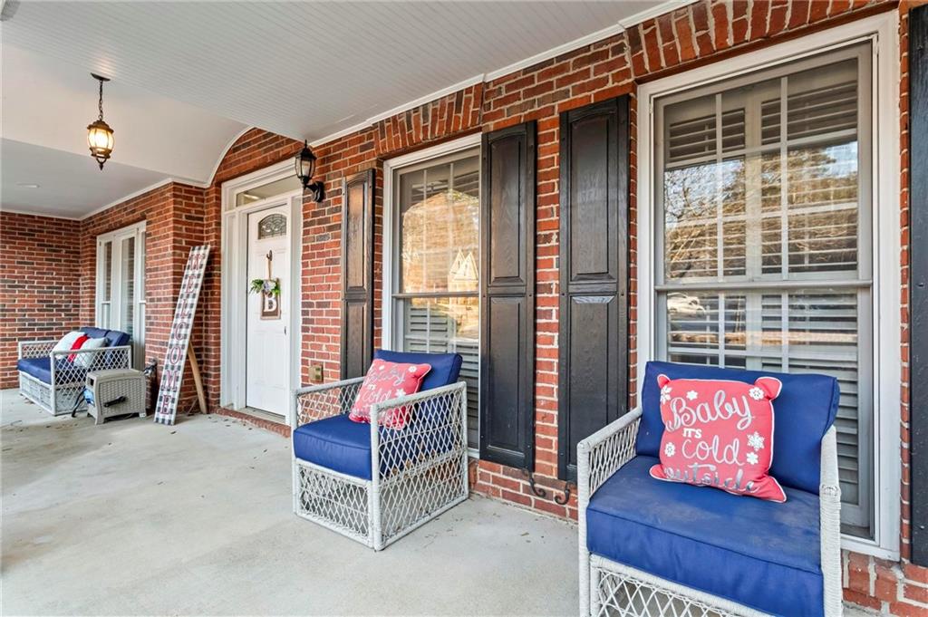 607 Crimsonwood Court, Powder Springs, Georgia image 3